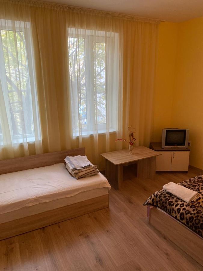 Апартмент 27 Юли 2 Appartement Varna Buitenkant foto