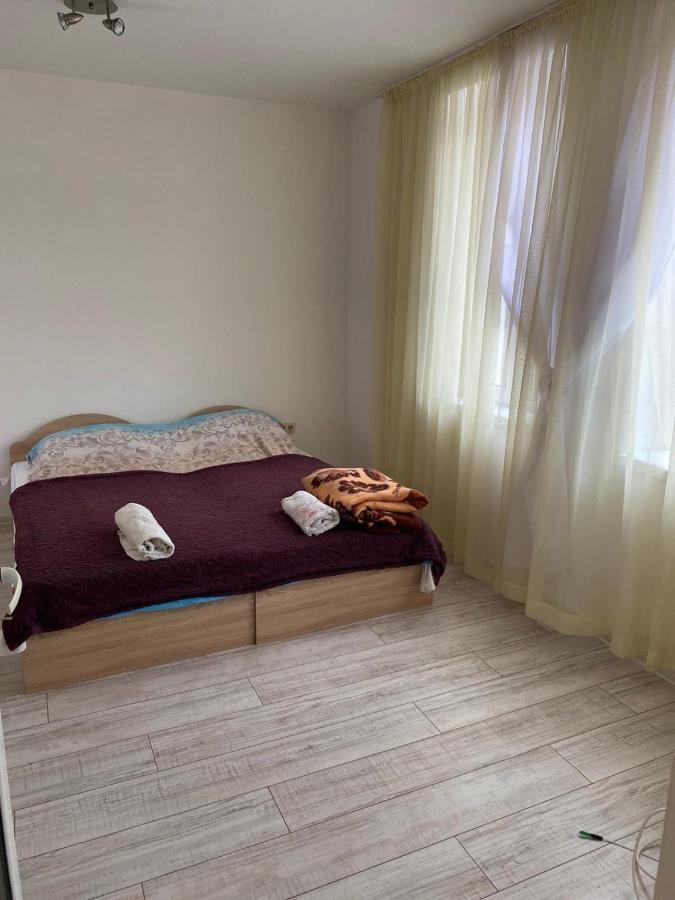 Апартмент 27 Юли 2 Appartement Varna Buitenkant foto