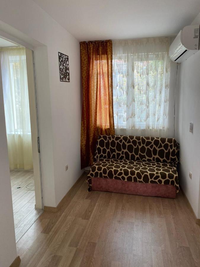 Апартмент 27 Юли 2 Appartement Varna Buitenkant foto