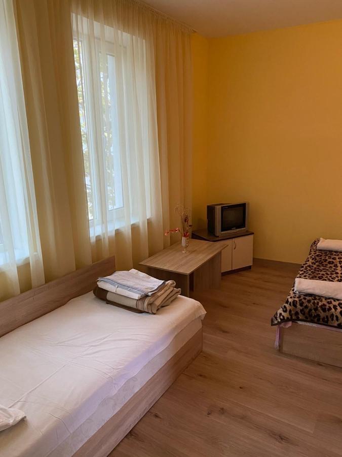 Апартмент 27 Юли 2 Appartement Varna Buitenkant foto